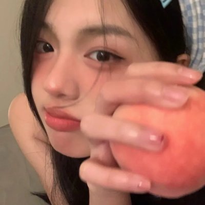 燕子与鹦鹉